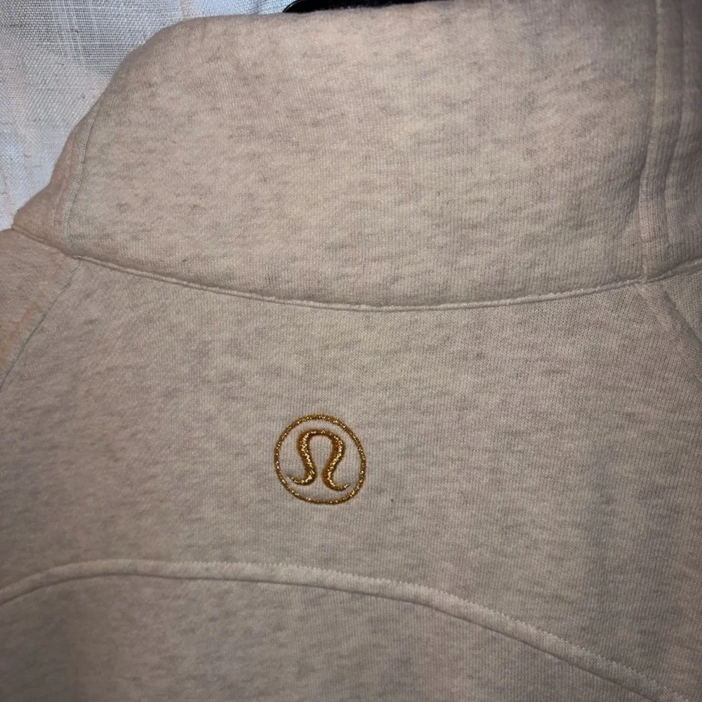 lululemon athletica XL-XXL Bone and Gold funnel neck LONG - Picture 7 of 13